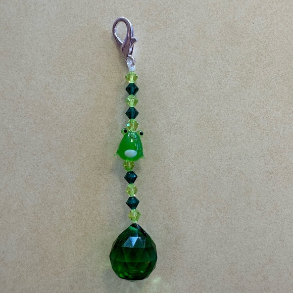 Handmade Frog Keychains - Picture 3 of 4